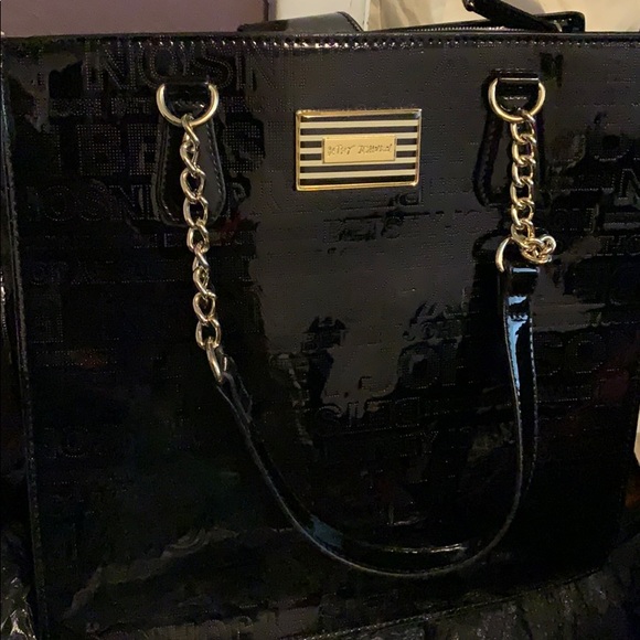 Betsy Johnson - Picture 1 of 2